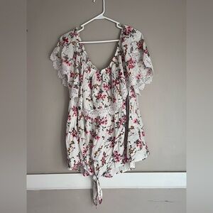 Miss Lili Floral Lace Accent Blouse